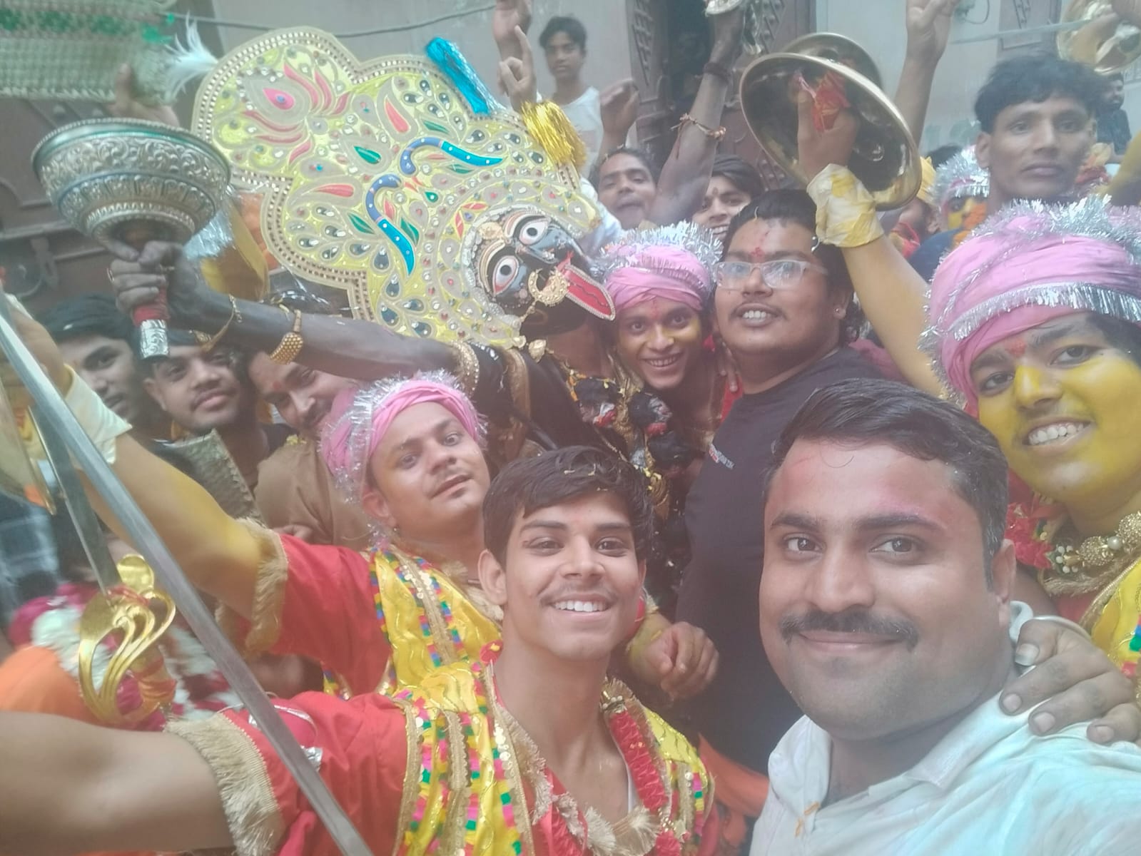 अखंड ज्योति के साथ महाकाली की शोभायात्रा का आयोजन