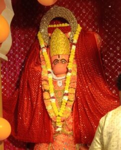 श्री संकट मोचन हनुमान मंदिर की 28वीं वर्षगांठ धूमधाम से मनाई गई
