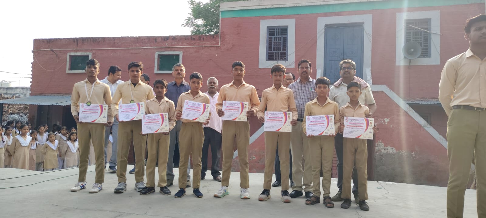 पब्लिक इंटर कालिज की मलखम्भ टीम ने लहराया परचम