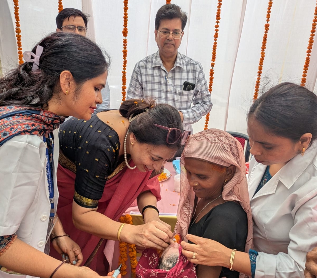नगर पालिका अध्यक्षा ने पल्स पोलियो अभियान का किया शुभारंभ