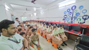 जैनिथ पब्लिक स्कूल में एआई जागरूकता कार्यक्रम आयोजित