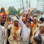 गंतव्य पहुंचने पर शिवभक्तों ने भजनों पर झूमकर मनाया जश्न