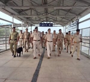 रेलवे पुलिस ने चलाया सघन चेकिंग अभियान