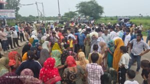 11 हजार विधुत करंट की चपेट में आने से युवक की मौत