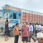 सड़क पर काल बनकर दौड़ा ट्रक, दो भाइयों की जिंदगी छिनी