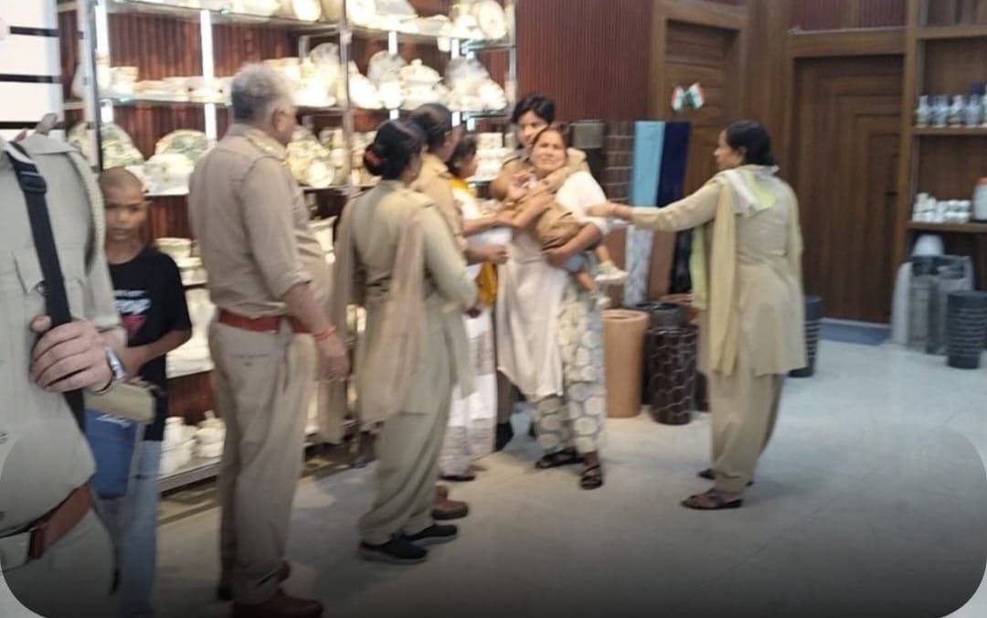 संपत्ति में हिस्सेदारी के विवाद को लेकर महिला ने किया आत्महत्या का प्रयास