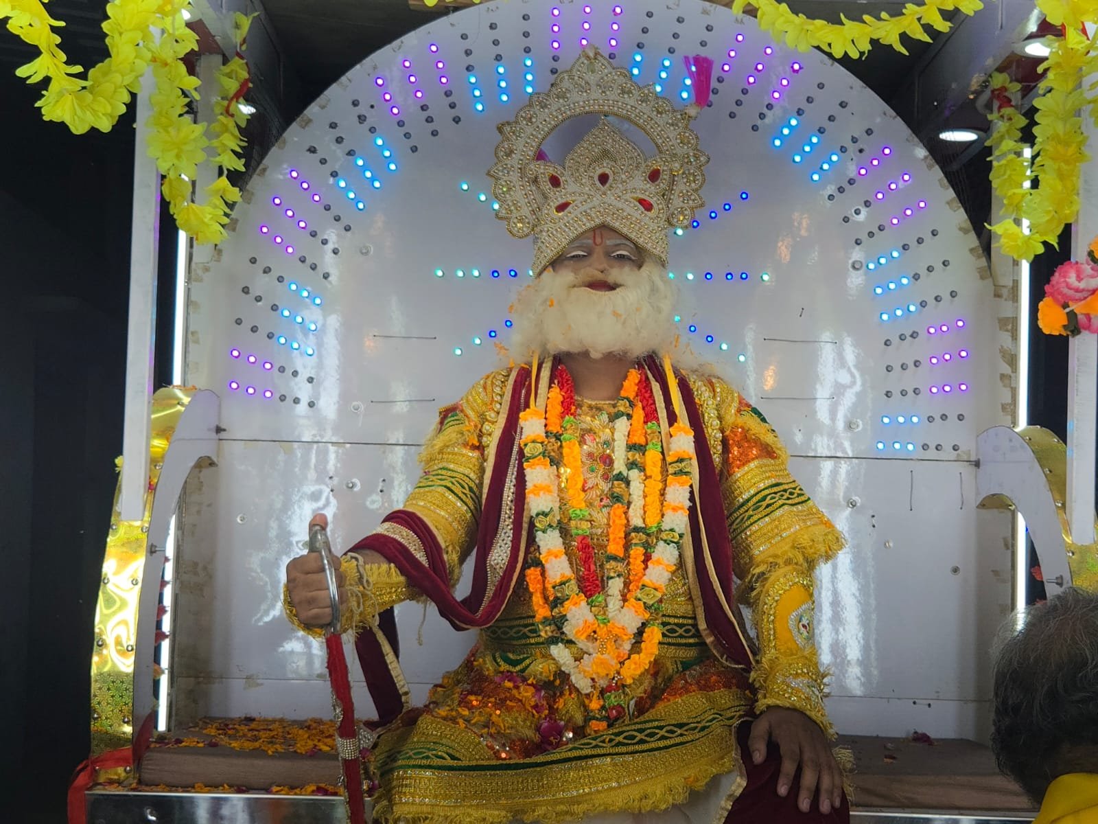 नगर में महाराजा अग्रसेन जयंती धूमधाम से निकल गई  